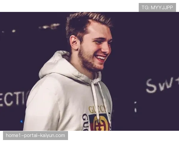 东契奇以场均33.5分领跑积分榜 MVP竞争白热化