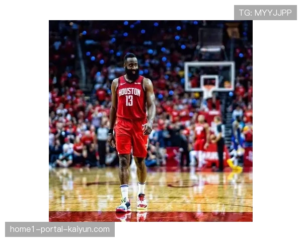 哈登生涯总得分突破29000分 历史第九位达成此里程碑球员 哈登生涯总得分突破29000分 历史第九位达成此里程碑球员